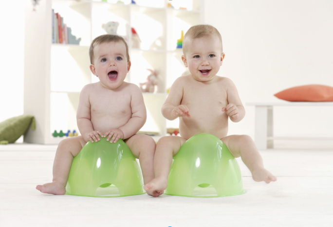 How To Potty Train Twins: 5 BEST Tips - Ready To Potty!